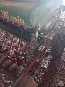 Predám sejačku 2.5m Hassia - 3