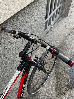 Predám trekingový/hybridný bicykel Force - 3