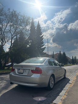 BMW E90 325i N52B25 - 3