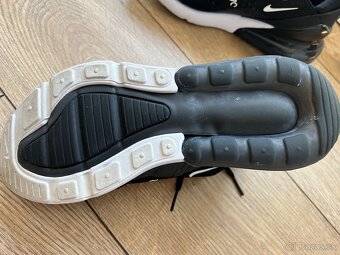 Tenisky NIKE AIR MAX 270 - 3