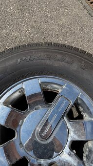 Predám rezervné koleso na Hummer H3 + originálny plastový kr - 3