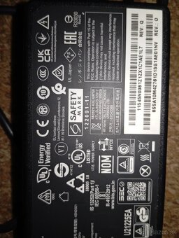 Lenovo 135W 20V - 3
