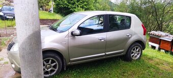 Dacia Sandero 1.4 Mpi benzín manuál 55 kw - 3