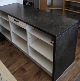 Ostrovček do kuchyne ( prip. stolom a bar. stoličkami ) - 3