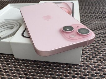 IPhone 15 128GB Pink - 3