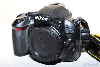 Nikon D3100 + příslušenství - 3