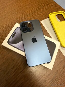 Apple iPhone 15 Pro 256GB - 3