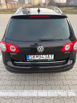 Volkswagen Passat Variant 1,6 TDI R-LINE - 3