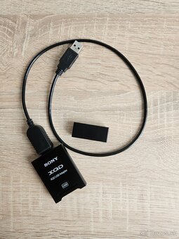 Čítačka kariet XQD Sony QDA-SB1 - 3