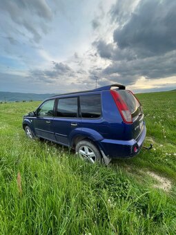 Nissan X-trail 2.2 dCI 4x4 - 3
