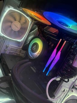 Herný počítač AMD Ryzen 7 9800X3D / RTX 4070 Super / 32 RAM - 3
