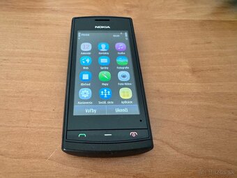 Nokia 500 - 3