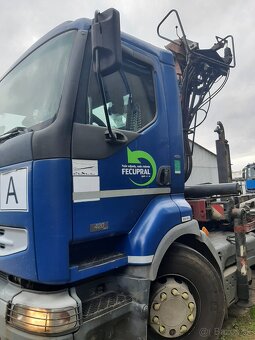 Nákladné auto s hydraulickou rukou - 3