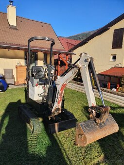 Bobcat e10 - 3