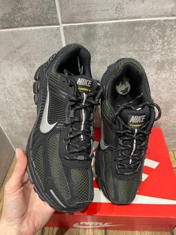 tenisky nike zoom vomero 5 - 3