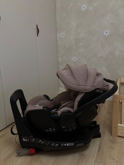 Autosedačka romer britax - 3