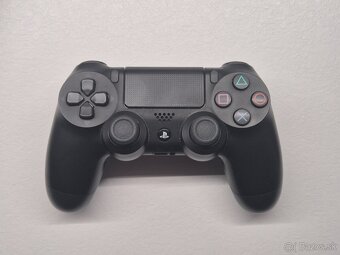 PlayStation 4 Slim 500GB - 3