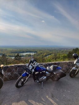 Honda VT 750 Black Widow - 3