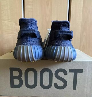 Yeezy Boost 350 V2 Cinder - 3