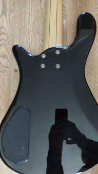 Basová gitara Warwick Streamer - 3