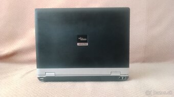 Amilo pro v3505 na nahradne diely - 3