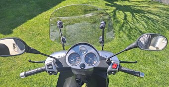 Predam maxiskuter Piaggio Carnaby 125 11kw rok 2011. Maximal - 3
