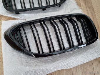 CIERNA MASKA GRIL BMW rad 5 model G30 G31 G38 - 3