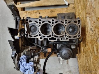 Blok motora 1.6 TDI CAY - 3