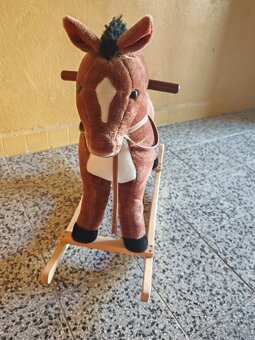 Hojdací koník - 3