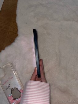 iPhone 13 128 GB – Bratislava, 85 % batéria, 7 krytov, 400€ - 3