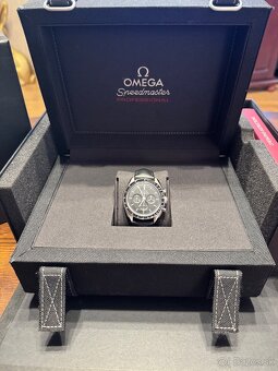 Omega Speedmaster Moonwatch Professional - 3