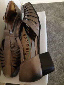 Dámske poltopánky č.5 - 3