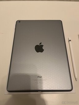 Apple iPad 6th 128GB + Apple pencil - 3