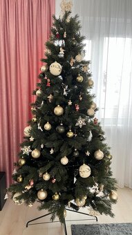 Umelý vianočný stromček - 3