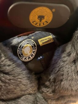 Kožuch z pravého králika zn. Kara s kapucňou, veľkosť 44 - 3