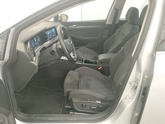 VW Golf Variant 1,5 eTSI DSG Style - rok 2024 - 3