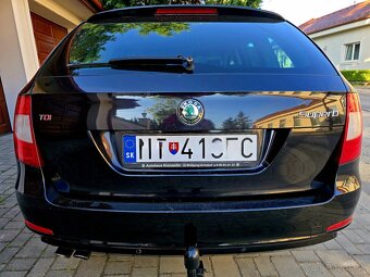 ŠKODA SUPERB COMBI II 2.0 TDI 125KW DSG F1 ELEGANCE - 3