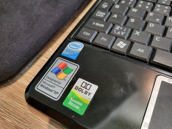 Asus Eee PC 901, model EEEPC901-BK009X, s puzdrom - 3