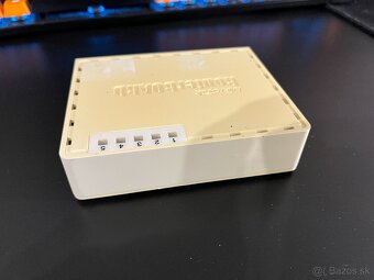 Mikrotik RouterBOARD 250GS Switch - 3
