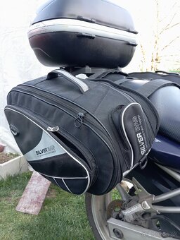 YAMAHA FAZER 600 - 3