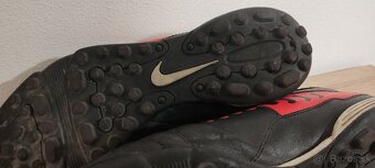 Športová obuv halovky veľkosť 38,5 značka Nike - 3