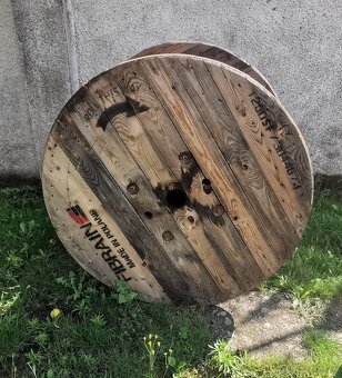 Drevená cievka na kábel - 3