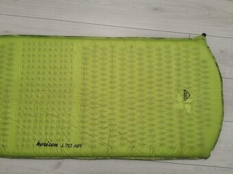 Predám ľahkú turistickú samonafukovaciu karimatku McKinley - 3