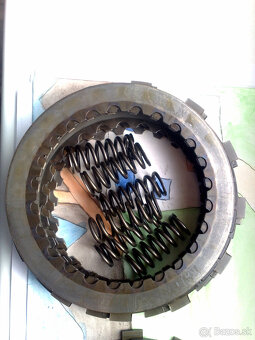 Lamely + plechy + pružiny na spojku KTM 125(2012) +450 (2€) - 3