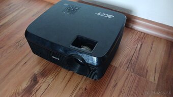 Projektor acer - 3