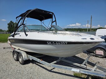 Predám motorový čln Crownline 200 LS - 3