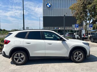 BMW X1  rok 2023 , v záruke - 3