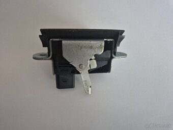 Zámok kufrových dverí VW - SEAT - 3