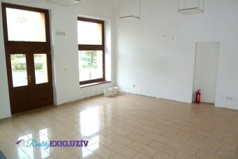 Na prenájom obchodný priestor v centre mesta Lučenec - 3