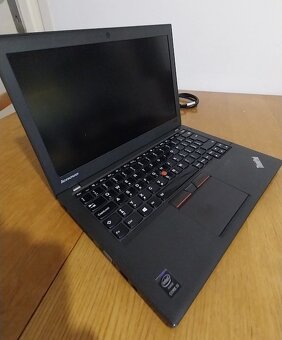 Lenovo ThinkPad X250 - 3